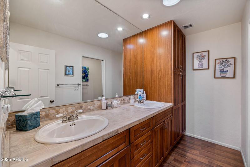 2344HellcatCir-Overgaard-AZ-39