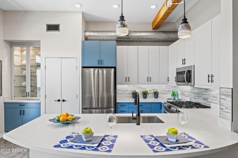 914 Osborn #208---19