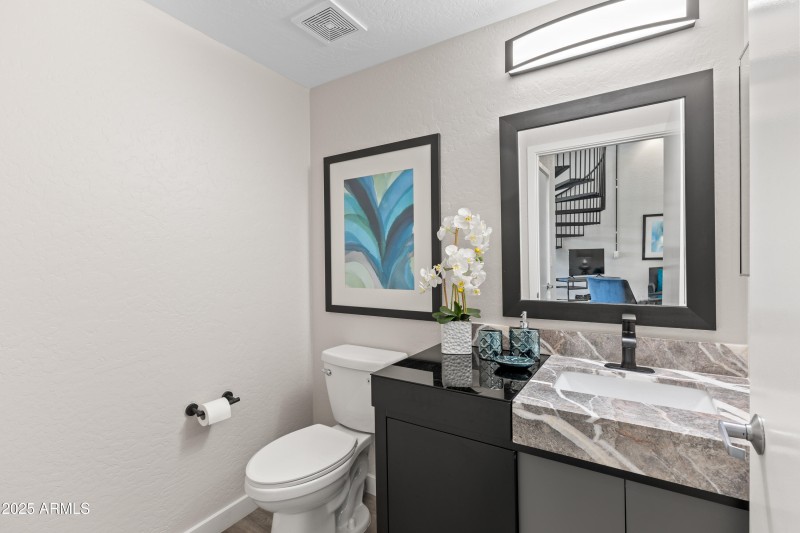 914 Osborn #208---23