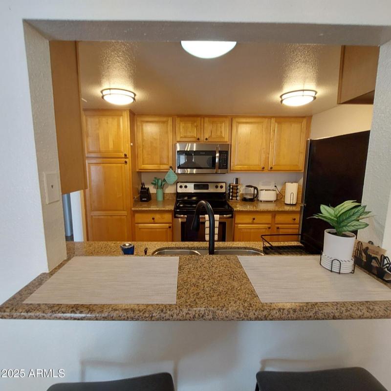 240SOldLitchfieldRdPics30