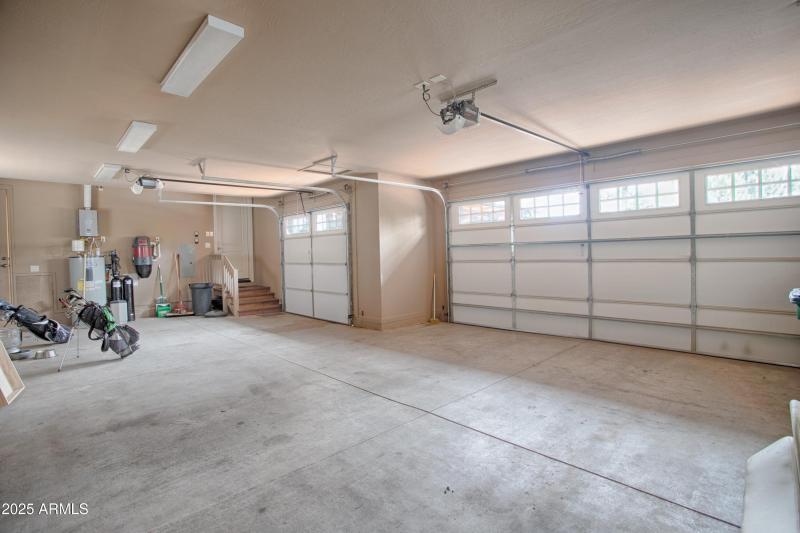 3 Car Garage
