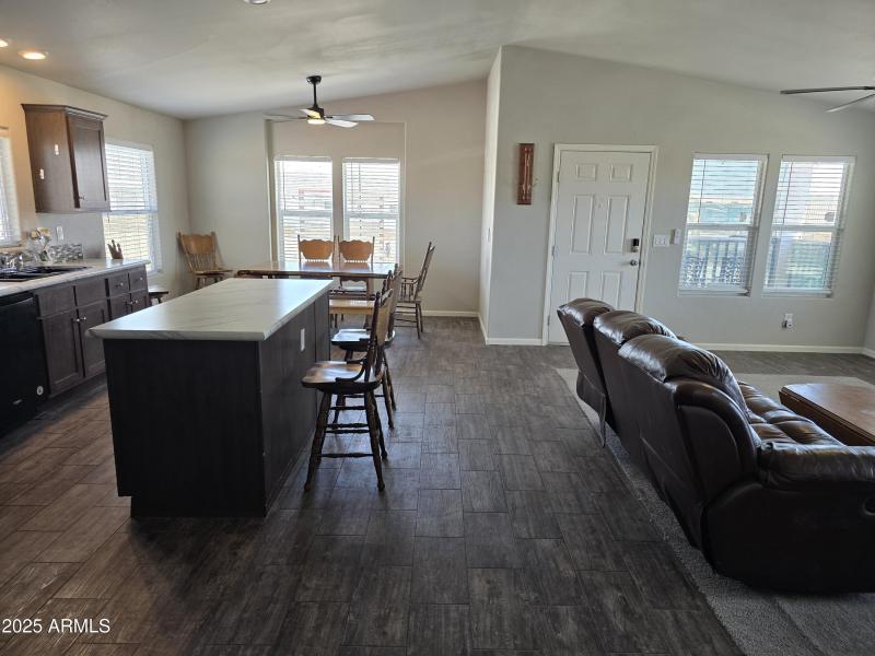 Mesquite Avenue - Kitchen 2