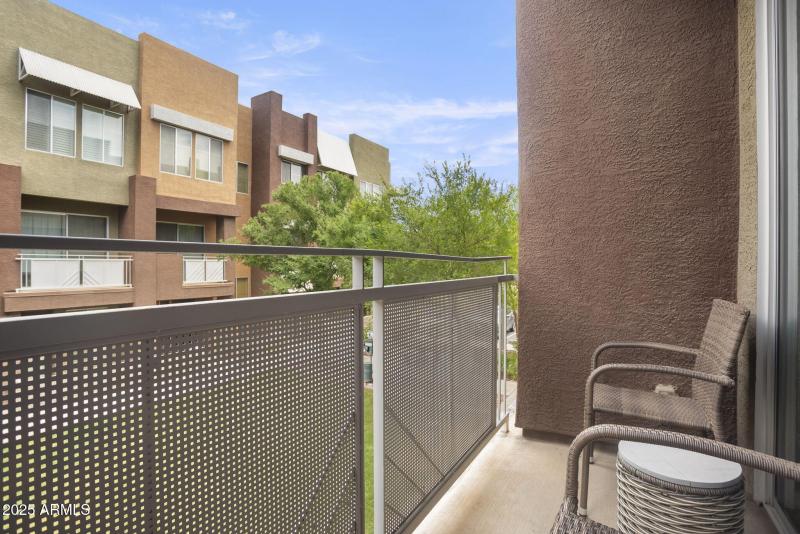 26-web-or-mls-6605-n-93rd-ave-1087