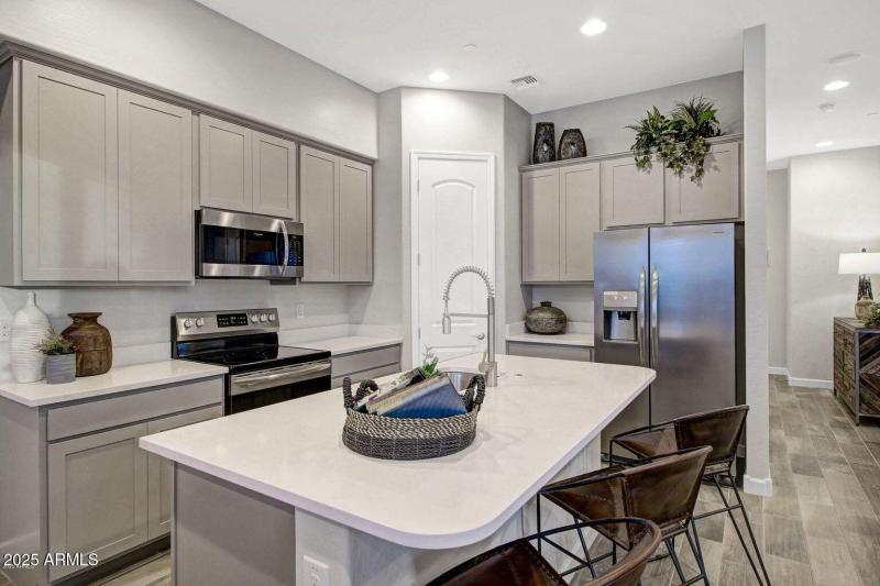 20200827210801525018000000-o