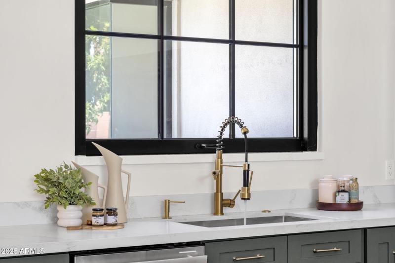 Kitchen Sink:Pass-thru Window