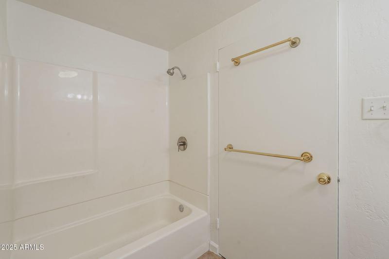 19-web-or-mls- Indian School-16