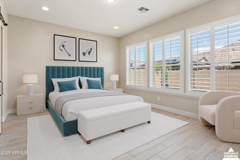 15-21248 W Hillcrest Blvd