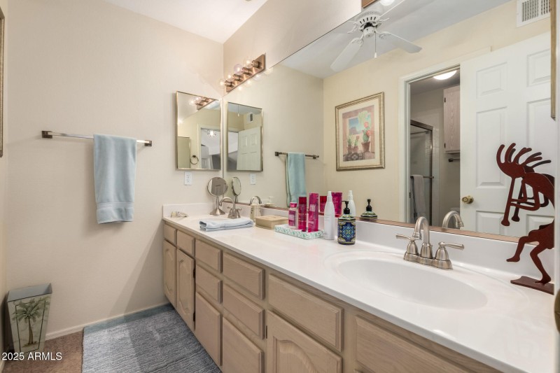 2nd Bathroom with double sinks