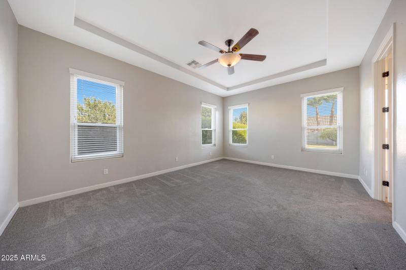 Secondary ensuite bedroom