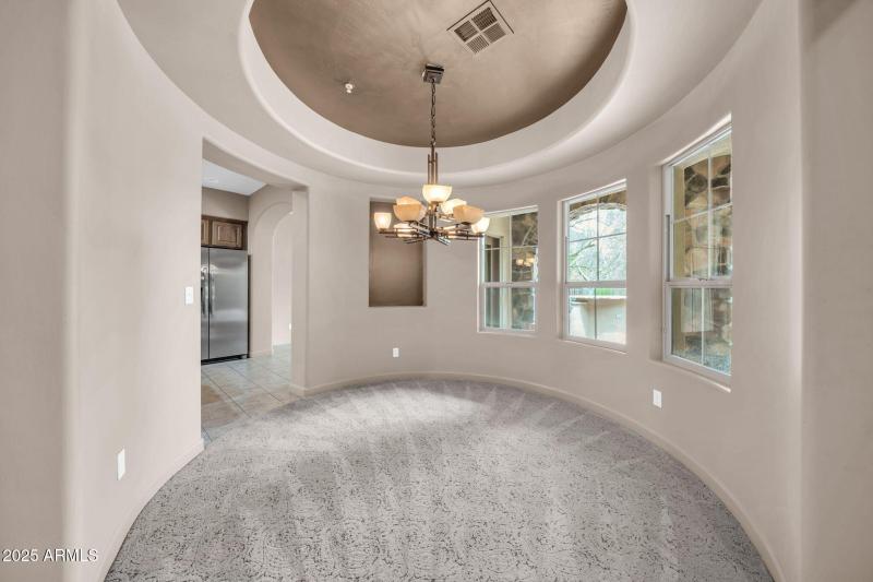 Circular Dining Room Kitchen entrance