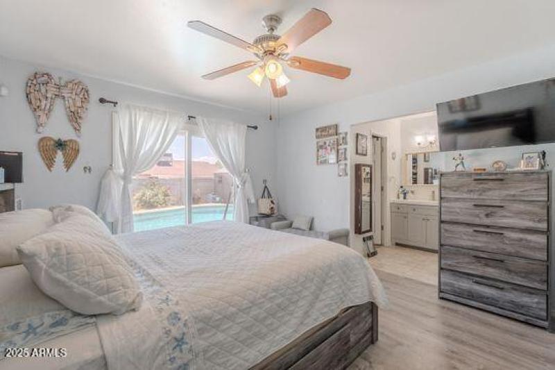 Spacious Master Bedroom Suite