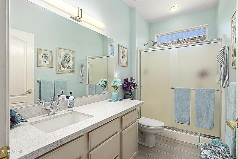 Bath by main bedroom