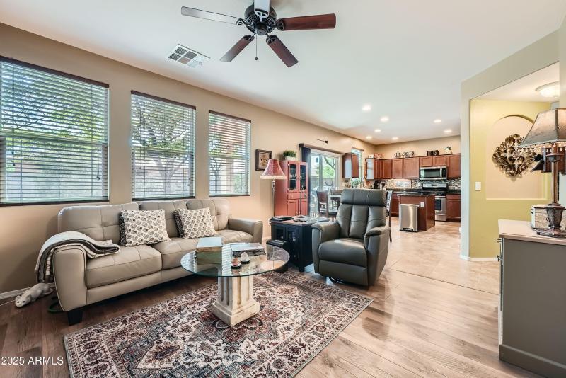 009 - 15 Family Room