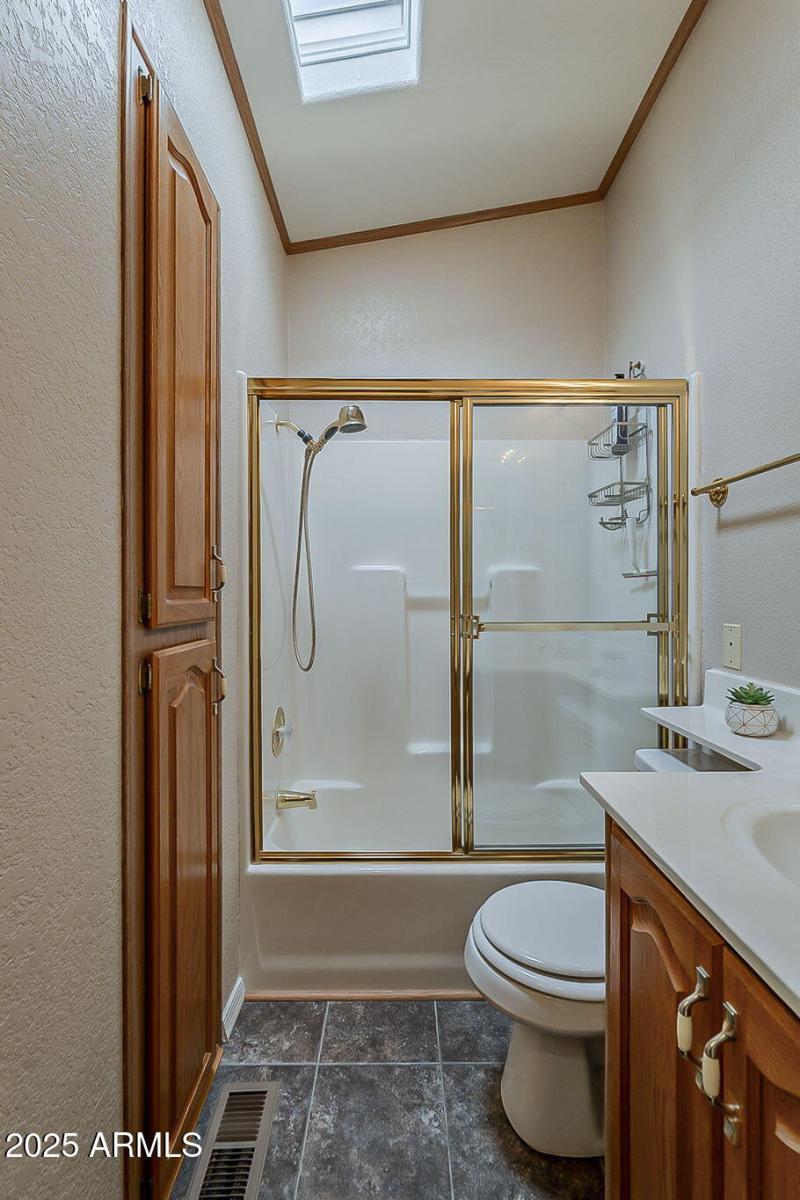 25-web-or-mls-Bell-25