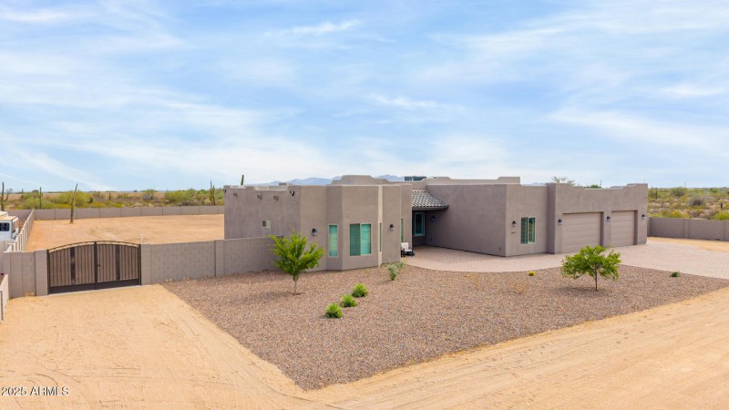 42-Rancho Laredo