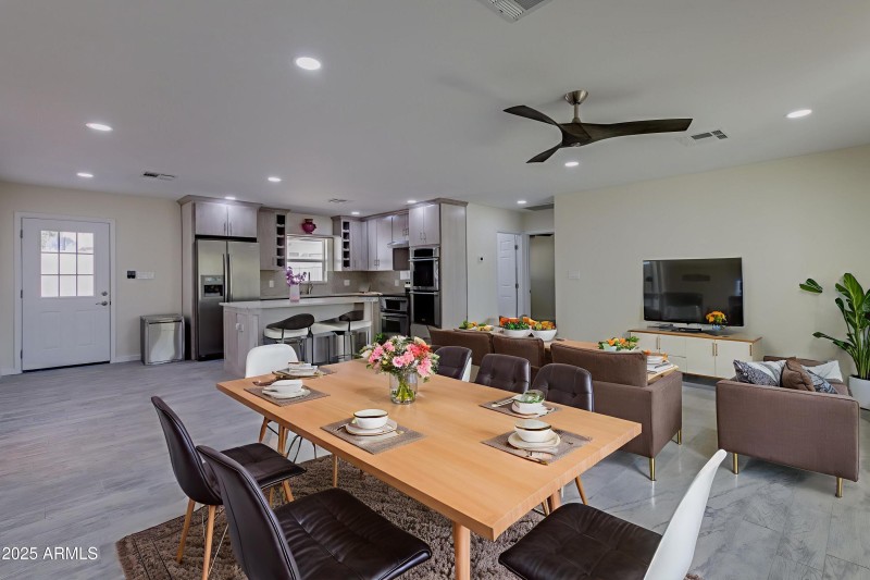 4-print-a (4 of 70) virtually staged