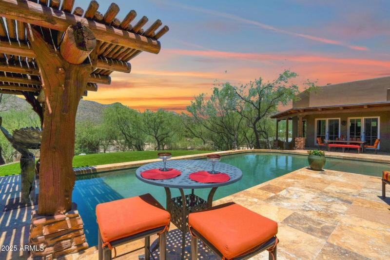 Large Pergola For Poolside Shade