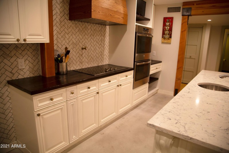 Kitchen Stovetop-Double Oven