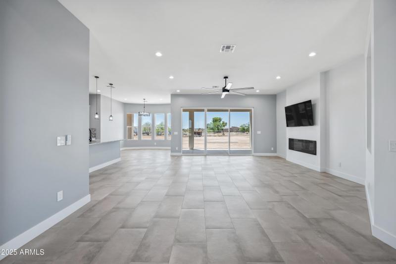 15-29108N205A-ocupix-OSEQ