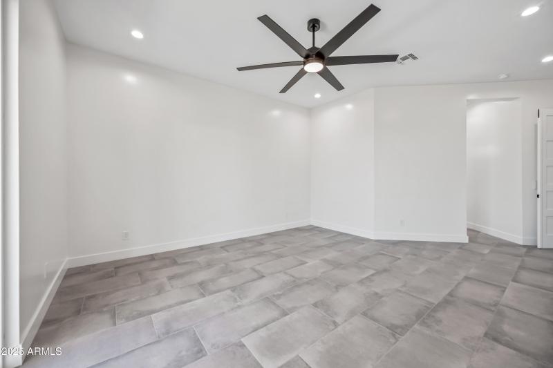 57-29108N205A-ocupix-OSEQ