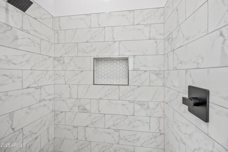 61-29108N205A-ocupix-OSEQ