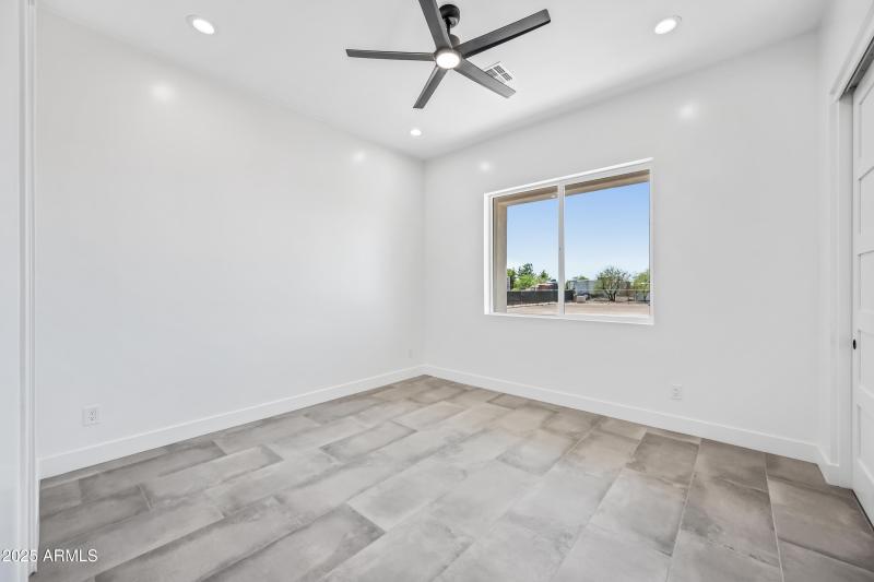 76-29108N205A-ocupix-OSEQ