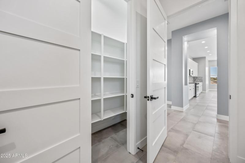 82-29108N205A-ocupix-OSEQ