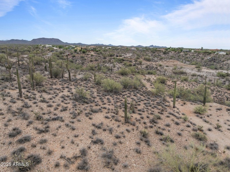 10-web-or-mls-DJI_20250718183023_0113_D