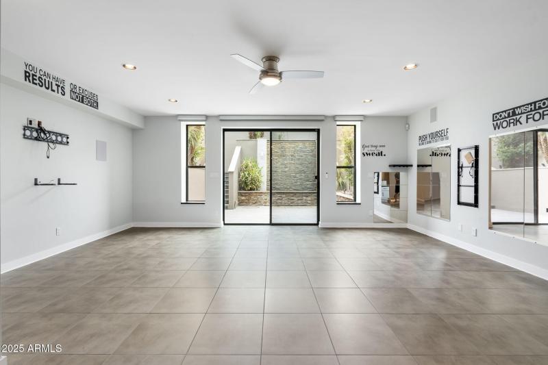 Kitchenette / Gym / Flex Space