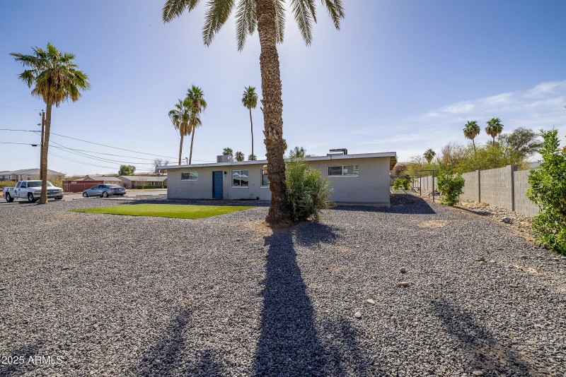 Montezuma - Exterior (5)