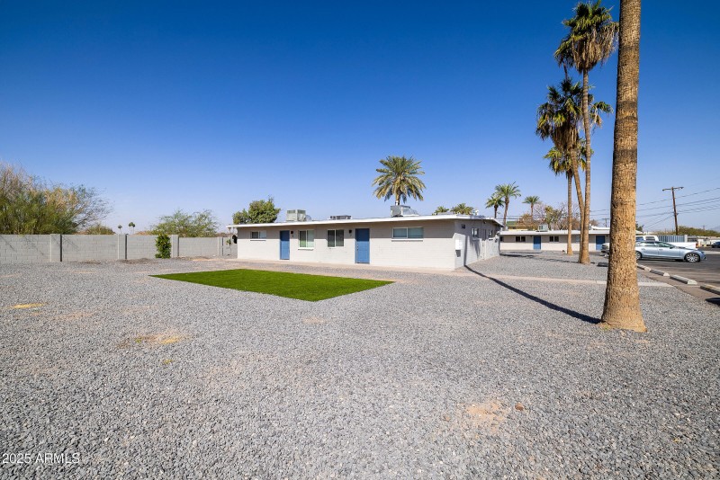 Montezuma - Exterior (10)