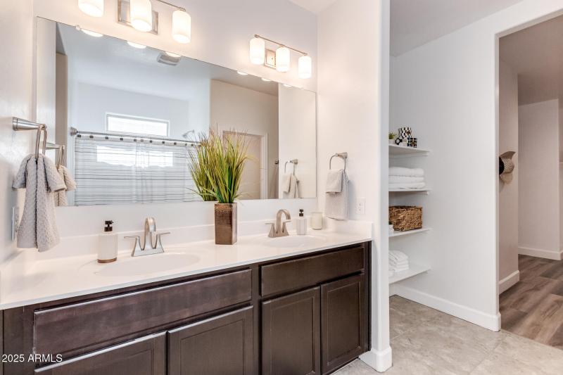 Luxurious Primary Bathroom