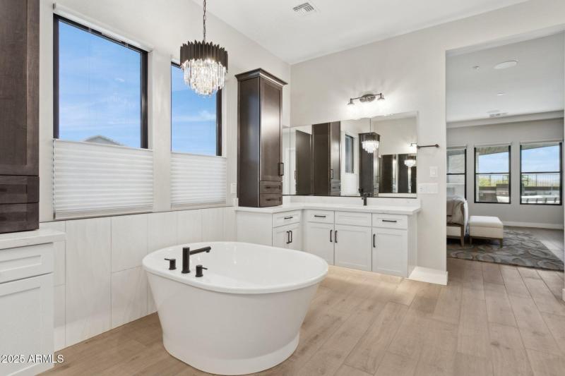 29-web-or-mls-13020-e-de-la-o-rd