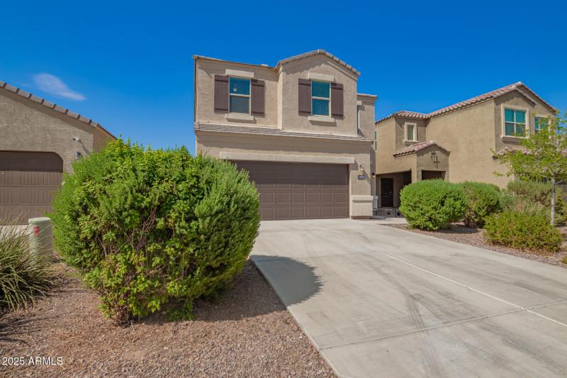 Huge Driveway For Additional Parking