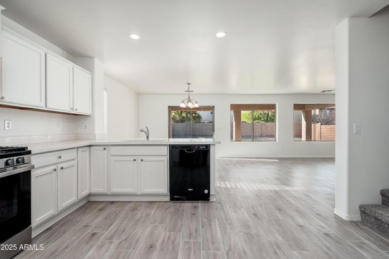 8096 W Rushmore Way - 12