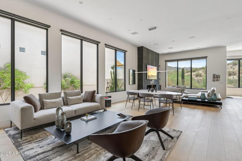 Living/Dining/Family Room