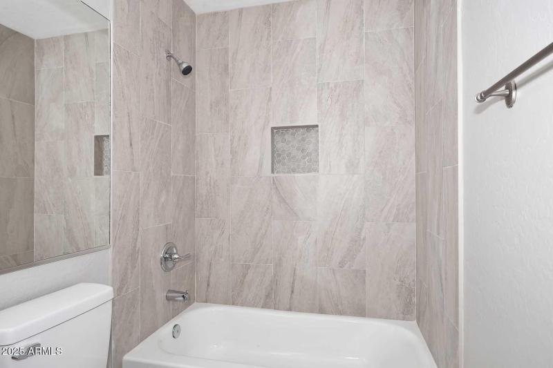 Hall Bath-Tub