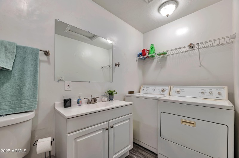 Unit 2 Bathroom/Laundry
