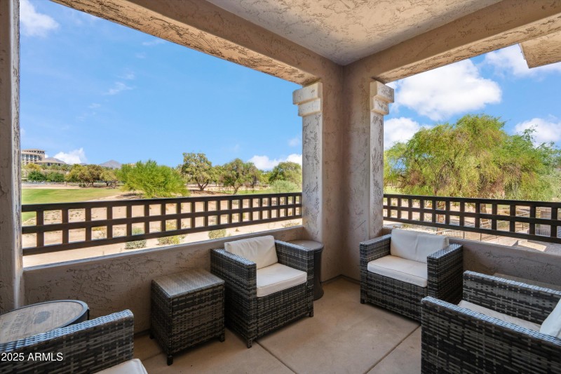 30-Covered Patio