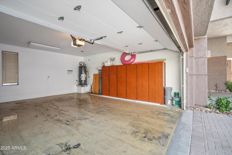 33-Garage