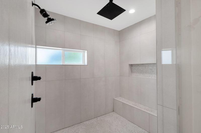 40-web-or-mls-856-w-quail-cir