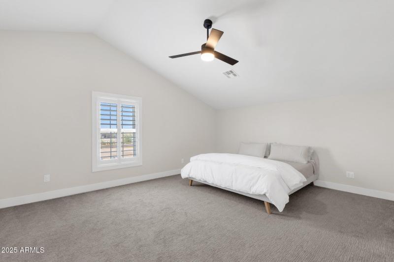 46-web-or-mls-856-w-quail-cir