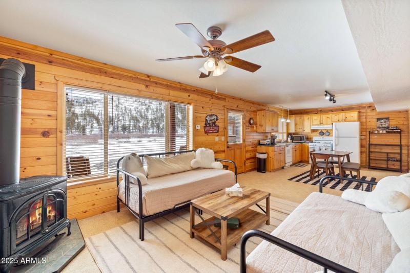 100MainSt-Greer-AZ-36