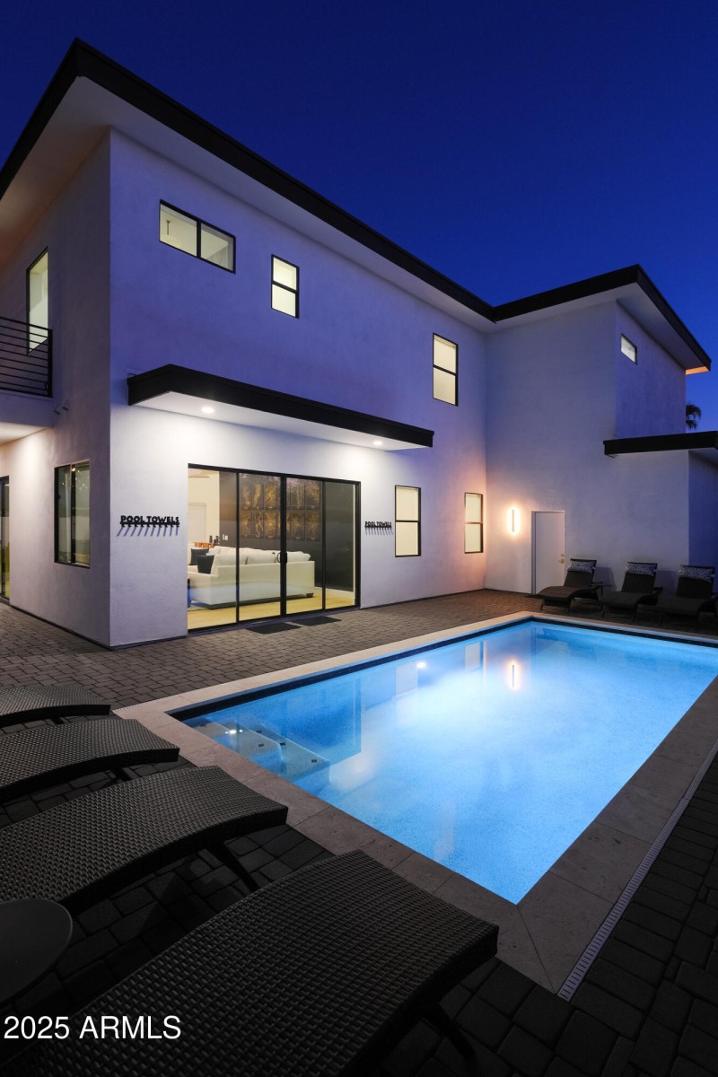 PropertyImageCo_7520EHIghlandAve_WEB_000