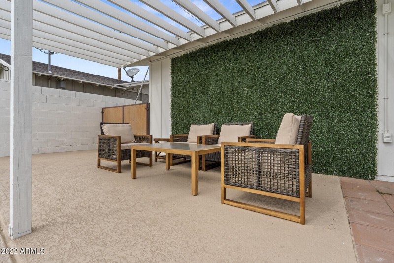 Shaded Converation Area