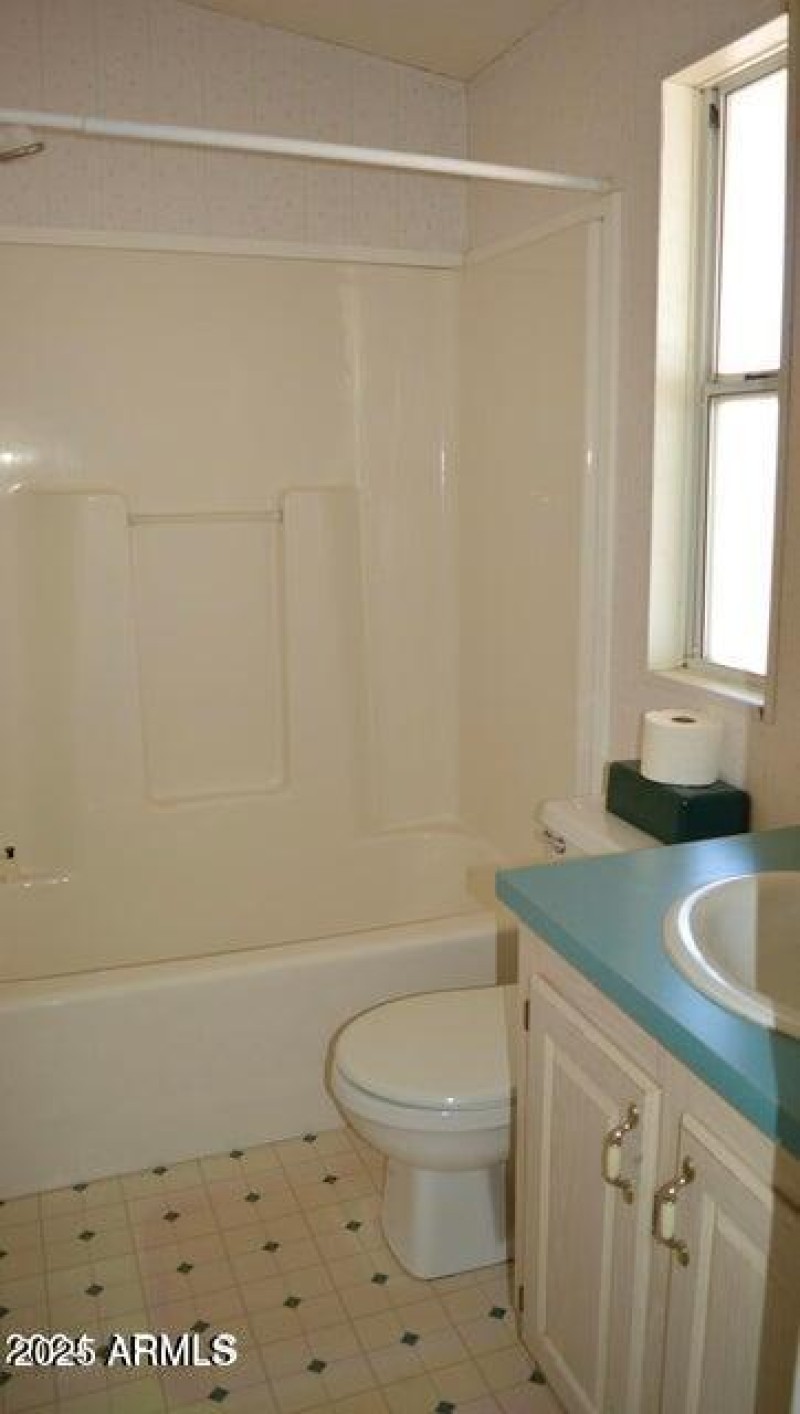 20241003211606113889000000-o