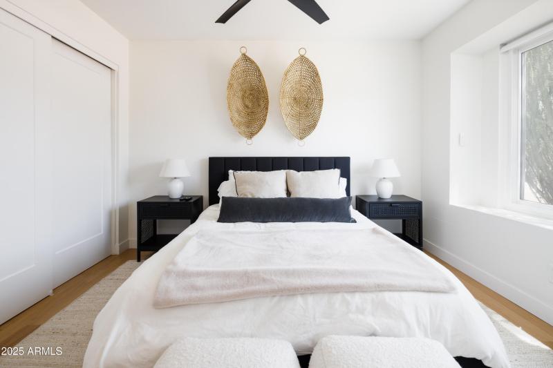 PROPERTYIMAGECO_5502EGrandviewRd_WEB-27