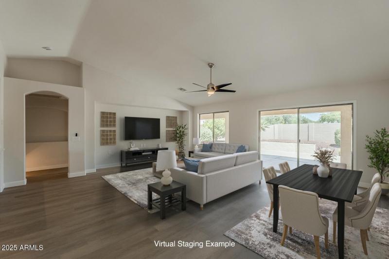 Virtual Stage - Family Room 1