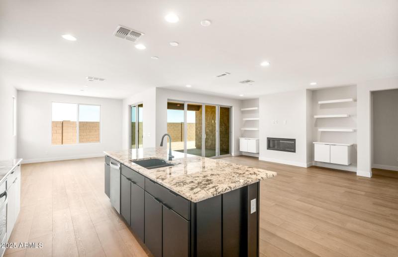 Kitchen/Cafe/Gathering Room