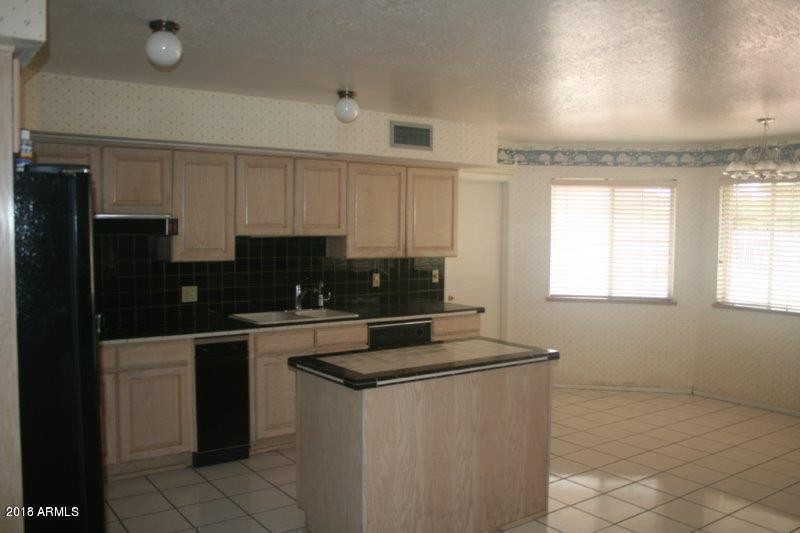 Kitchen2